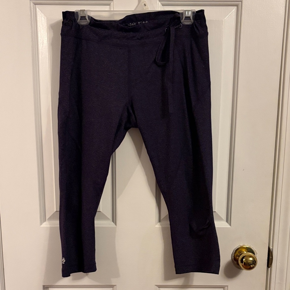 Elegant Purple Capris for Women